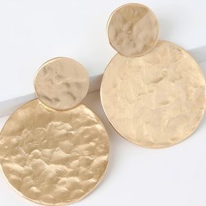 Arcata Gold Round Earrings